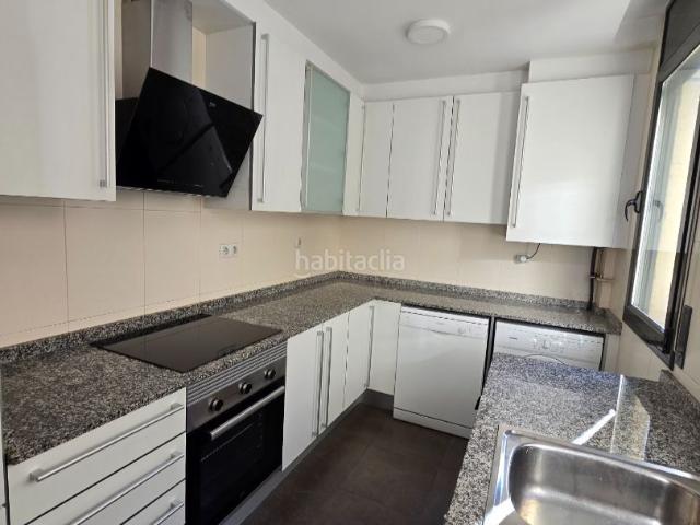 Piso en venta en Prat de Llobregat El, Estruch Eixample. Espectacular piso de 88 m² ubicado en la mejor zona de El Prat de Llobregat, Centro Prat. Pisos Prat de Llobregat.