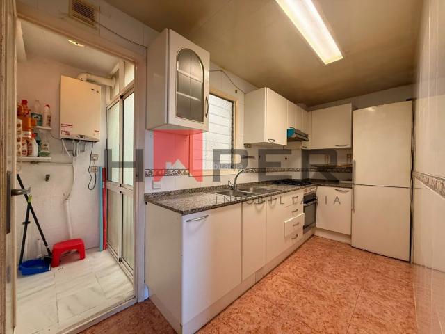 Piso en venta en Prat de Llobregat El, Sagnier Plaça de Catalunya. Piso de 3 habitaciones con ascensor en Sagnier. Pisos Prat de Llobregat.