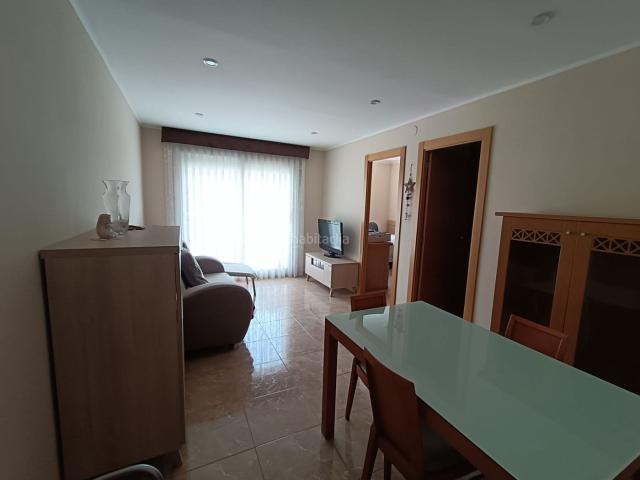 Piso en venta en Prat de Llobregat El, Sagnier Plaça de Catalunya. reformado, exterior y con balcón. Pisos Prat de Llobregat.