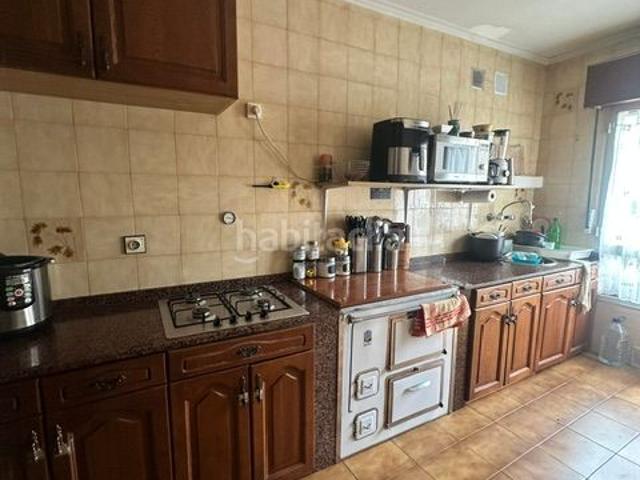 Piso en venta en Pravia. Piso con terraza. Pisos.