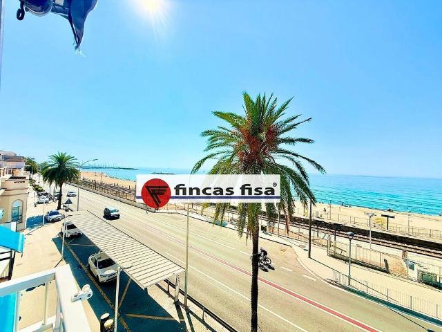 Piso en venta en Premià de Mar, de 115 m² 4 habitaciones por 470.000