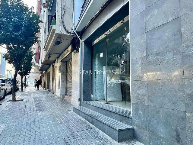Piso en venta en calle De la Unió, Premià de Mar, de 152 m² 3 habitaciones por 159.000