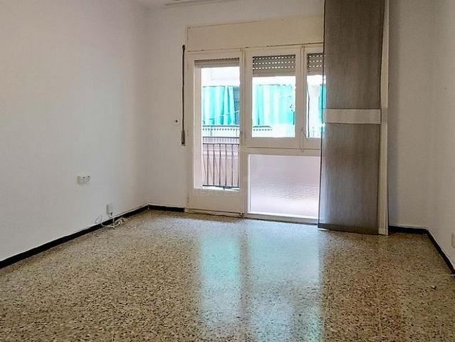 Piso en venta en Premià de Mar, de 92 m² 4 habitaciones por 248.000