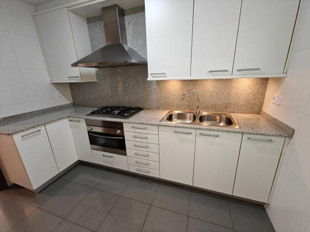 Piso en venta en Premià de Mar, Zona Alta. Piso alto en Zona Centro. Ascensor. Pisos Premià de.
