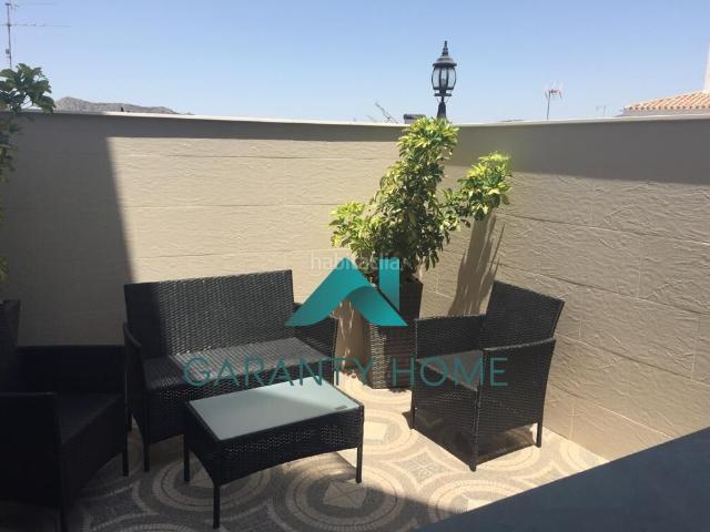 Piso en venta en Priego de Córdoba. Planta baja con terraza, patio y estufa de pellets 3 hab. en Priego de Córdoba. Pisos Priego de.