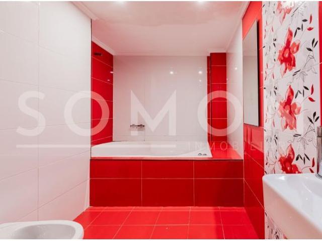Piso en venta en Quatre Carreres, Valencia, con espectaculares vistas despejadas al Roig Arena
