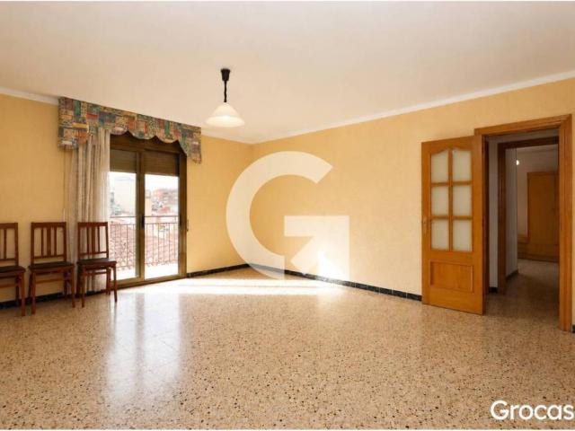 Piso en Venta en Rubí