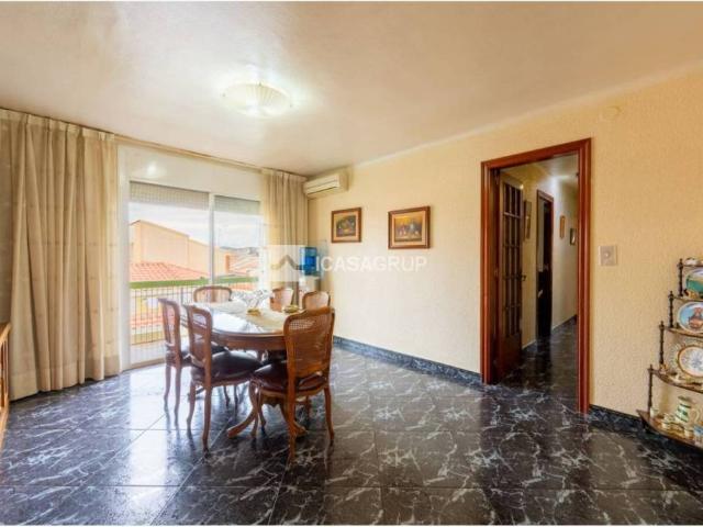 Piso en Venta en Rubí