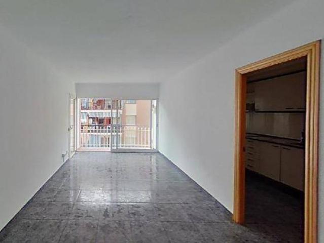 Piso en Venta en Rubí