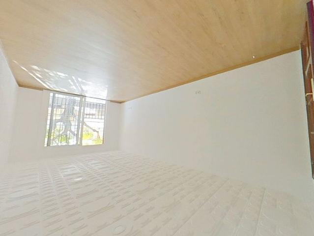 Piso en venta en Rubí, de 100 m² 3 habitaciones por 209.200