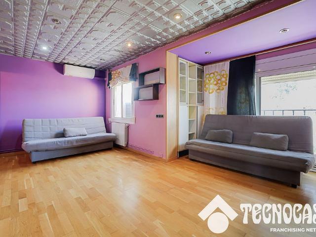 Piso en venta en Rubí, de 65 m² 3 habitaciones por 159.900