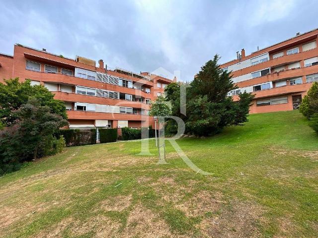 Piso en venta en Rubí, de 94 m² 3 habitaciones por 245.000