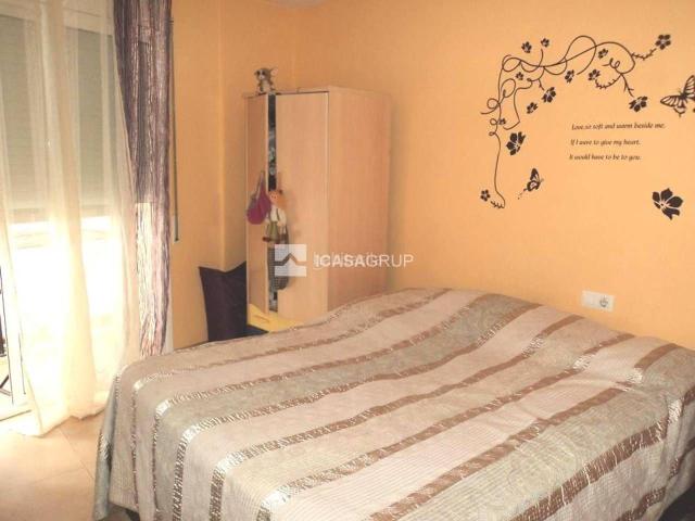 Piso en venta en Rubí, Mercat. APARTAMENTO SEMINUEVO CON INQUILINO INVERSIÓN CON INGRESOS DESDE EL PRIMER DÍA. Pisos.