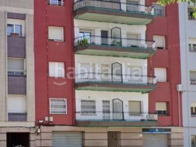 Piso en venta en Rubí, Progrés. 50% PLENO DOMINIO VIVIENDA EN CUARTA PLANTA. RUBÍ. BARCELONA. Pisos.