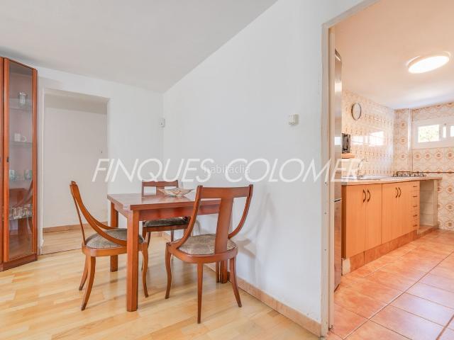 Piso en venta en Rubí, Progrés. con balcón. Pisos.