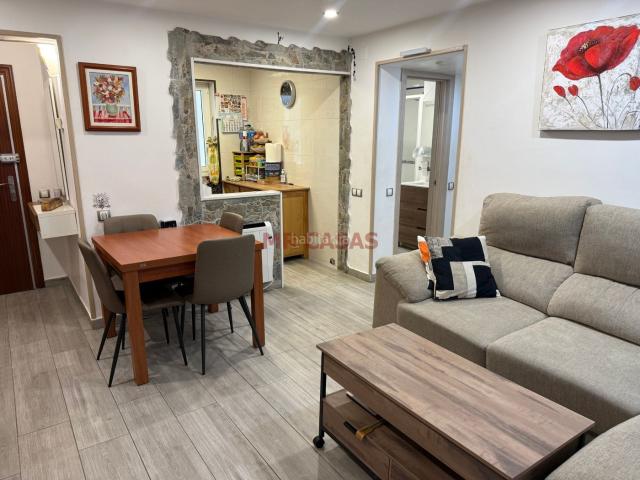 Piso en venta en Rubí, Progrés. PISO LISTO PARA ENTRAR A VIVIR. Pisos.