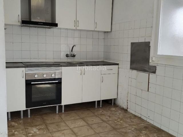 Piso en venta en Rubí, Zona Nord. Piso en venta calle Sabadell de Rubí. Pisos.