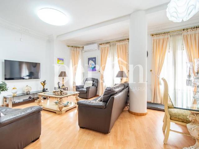 Piso en Venta en Russafa