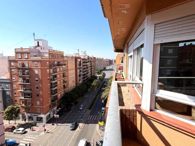 Piso en Venta en Russafa
