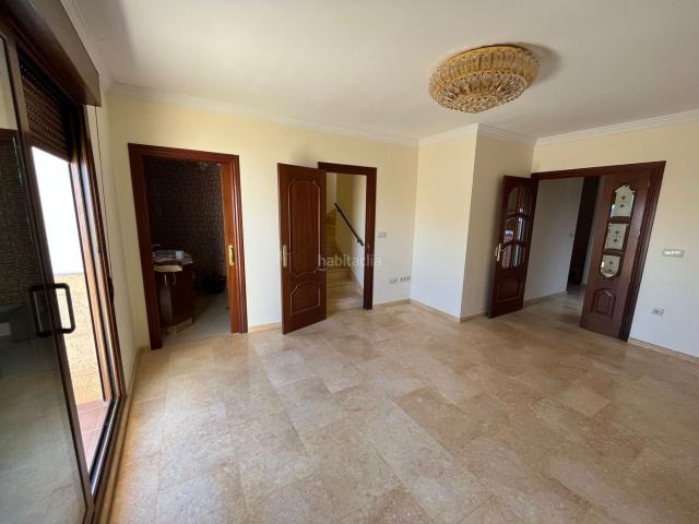 Piso en venta en Rute. ÁTICO LLANO. Pisos.