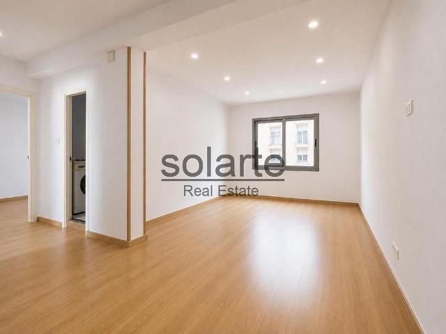 Piso en venta en rambla Catalana, Hospitalet de Llobregat, L´, de 70 m² 2 habitaciones por 215.000