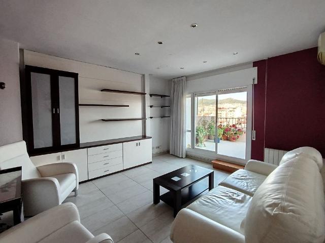 Piso en venta en rambla De L'onze de Setembre, Barcelona, de 93 m² 3 habitaciones por 490.000