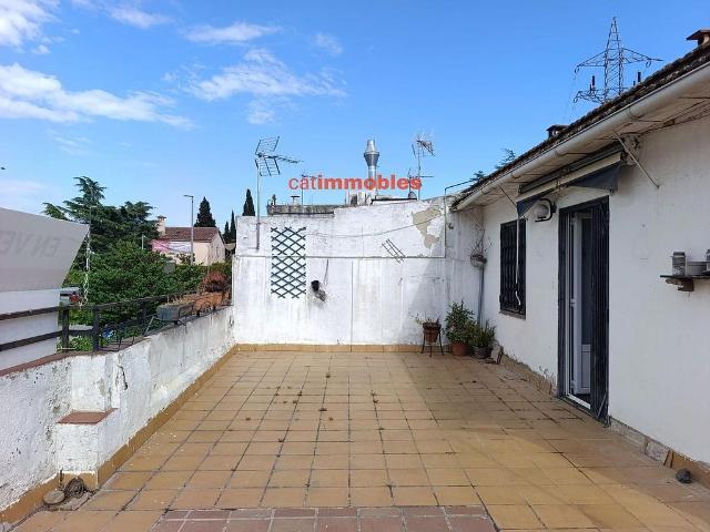 Piso en venta en rambla Mossèn Jacint Verdaguer, Sant Cugat del Vallès, de 55 m² 2 habitaciones por 430.000