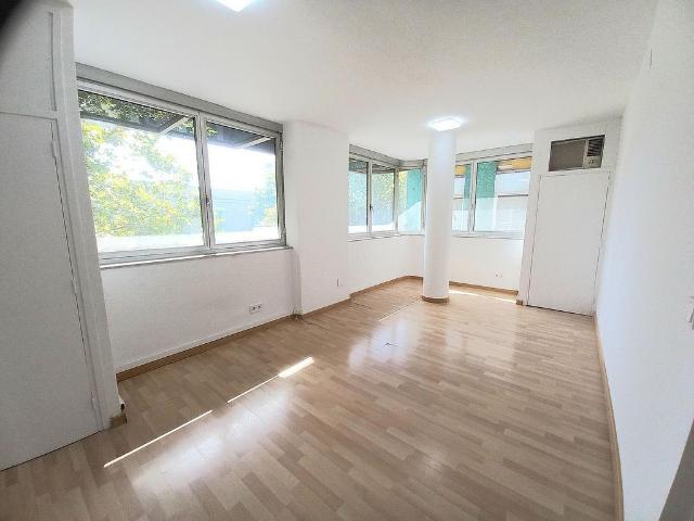 Piso en venta en rambla, Sabadell, de 90 m² 4 habitaciones por 299.000 €