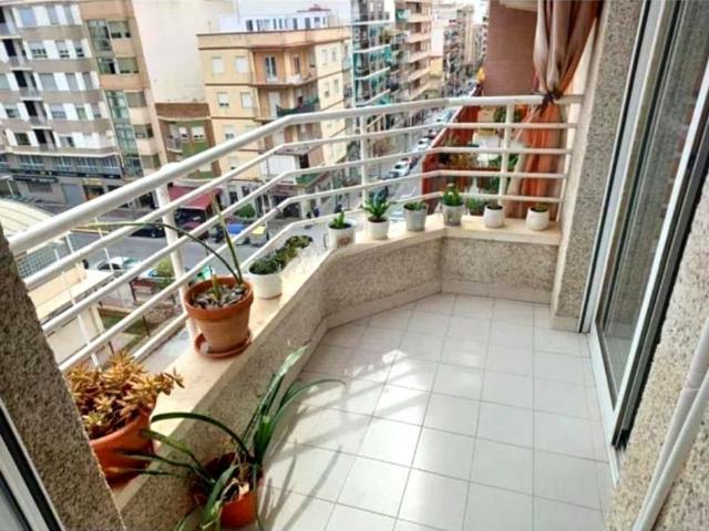 Piso en Venta en Reina Victoria Miguel Hernández