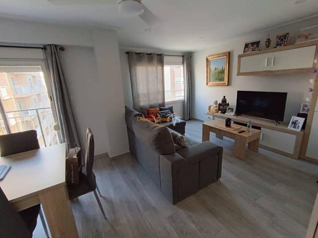 Piso en Venta en Reina Victoria Miguel Hernández