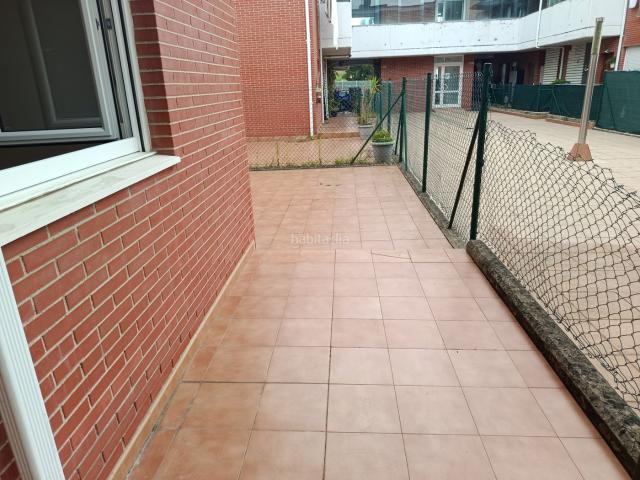 Piso en venta en Reocín. Espectacular bajo a estrenar con terraza, garaje y trastero en Valles, Reocín. Se vende precioso bajo completamente a estrenar, co. Pisos.