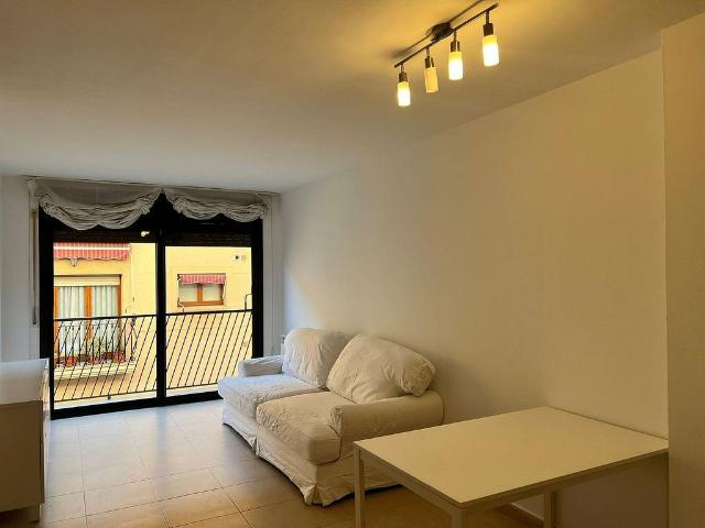 Piso en venta en calle De Joaquim Santasusagna, Reus, de 65 m² 2 habitaciones por 184.000