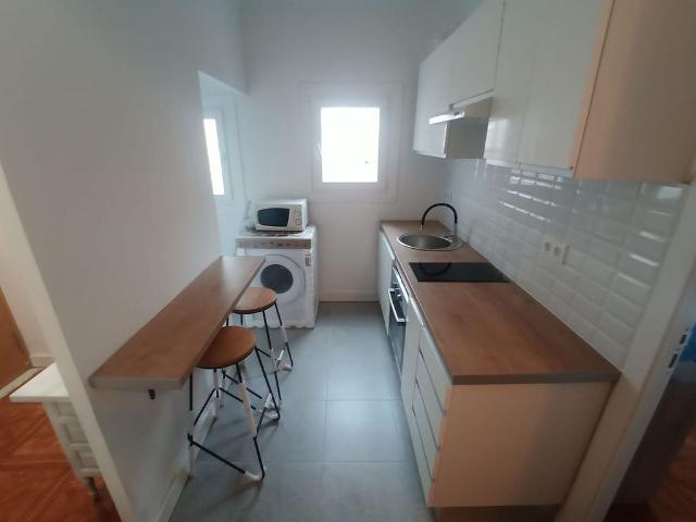 Piso en venta en Reus, de 65 m² 3 habitaciones por 99.000