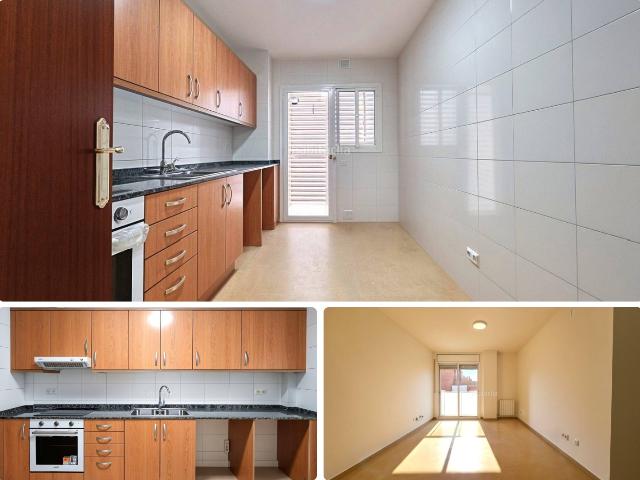 Piso en venta en Reus, Mestral. LUZ, PRACTICIDAD Y PARKING INCLUIDO. Pisos.