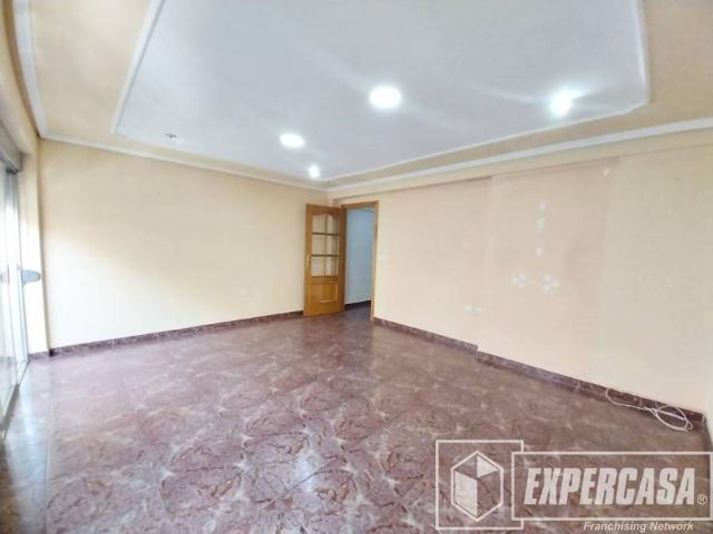 Piso en Venta en Riba roja de Túria