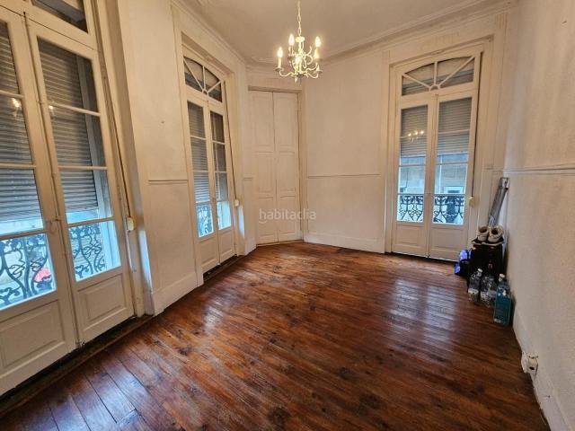 Piso en venta en Ribadavia. OPORTUNIDAD! SE VENDE PISO EN EL CENTRO DE RIBADAVIA. Pisos.