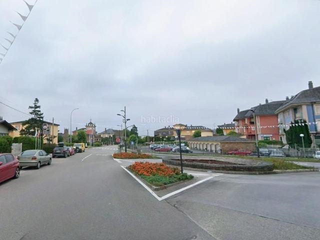 Piso en venta en Ribadeo. Gran oportunidad en Ribadeo Amplia vivienda con garaje para finalizar a su gusto. Pisos.