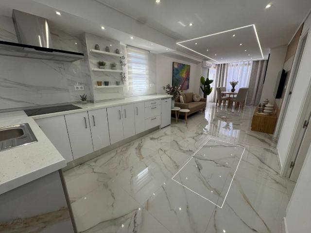 Piso en Venta en Rincón Bajo