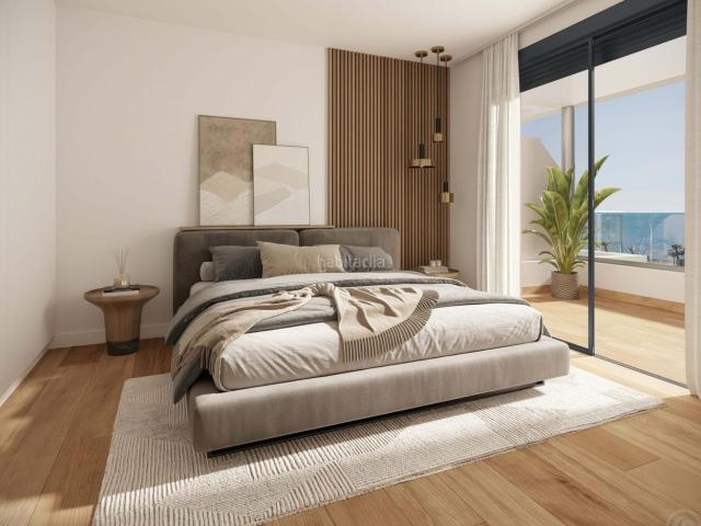 Piso en venta en Rincón de la Victoria, Torre de Benagalbón. Apartamentos amplios, cómodos y bien diseñados, con viviendas de 1, 2 y 3 dormitorios y áticos con solárium, en un complejo reside. Pisos.