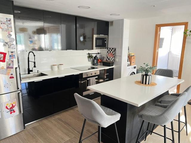 Piso en venta en Rincón de la Victoria, Añoreta Golf Paraíso del Sol. BONITO PISO 3 DORMITORIOS EN AÑORETA. Pisos Rincón de la.