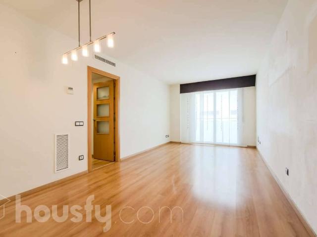 Piso en Venta en Riu Nord
