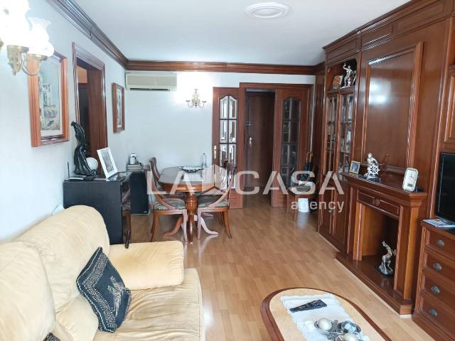Piso en Venta en Riu Sud