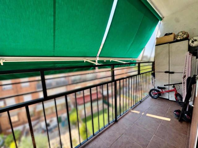 Piso en venta en Roca del Vallès La. PISO REFORMADO PARA ENTRAR A VIVIR, MUY SOLEADO Y EN PLENO CENTRO. Pisos Roca del Vallès.
