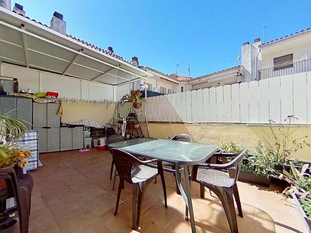 Piso en venta en Roda de Barà, de 111 m² 3 habitaciones por 210.000