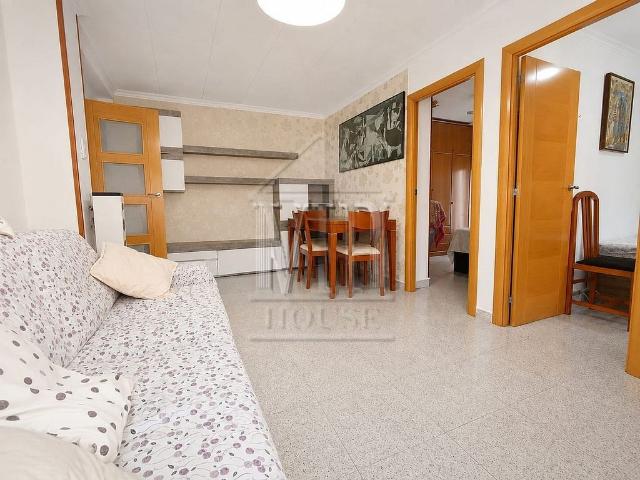 Piso en venta en ronda De Sant Antoni de Llefià, Badalona, de 69 m² 3 habitaciones por 194.000