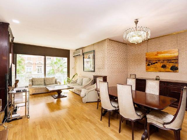 Piso en venta en ronda Del General Mitre, Barcelona, de 142 m² 5 habitaciones por 795.000