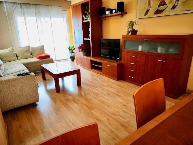 Piso en venta en ronda D'europa, Sabadell, de 90 m² 3 habitaciones por 315.000