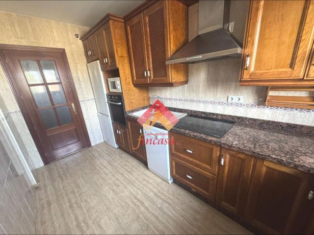 Piso en venta en Ronda, San Cristóbal. AMPLÍSIMO PISO EN LA HARINERA. Pisos.