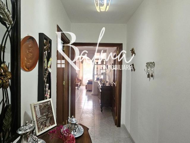 Piso en venta en Ronda, San Rafael. Tu próximo hogar te espera en Ronda. Pisos.