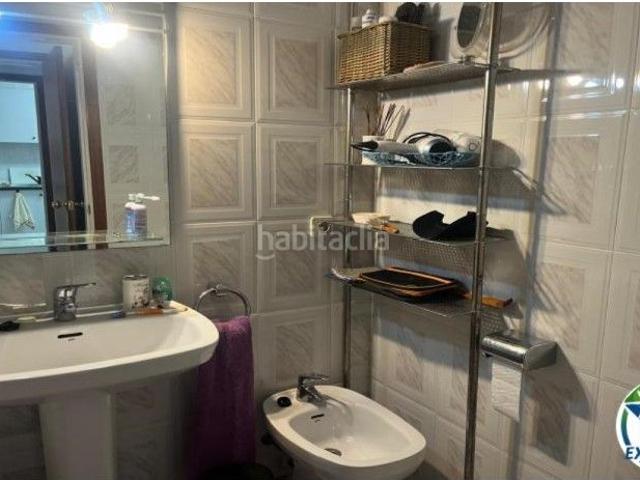 Piso en venta en Roses, Centre Costa Brava. Gran piso de 3 hbaitaciones en el centro de Roses con ascensor. Pisos.
